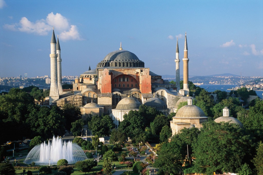 the-hagia-sophiabyzantine-masterpiece–hagia-sophia–picture-of-the-day-77mzhmm0