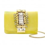 Abiti-e-accessori-in-giallo-per-un-estate-al-top-4