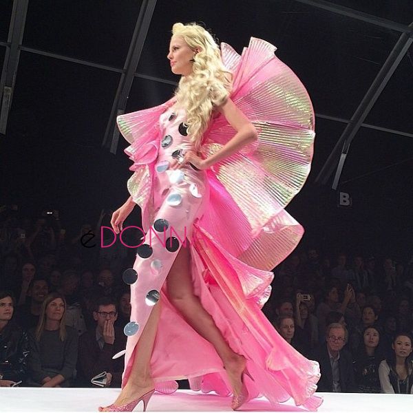 jeremy-scott-moschino-barbie-03