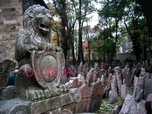 old-jewish-cemetery-praga