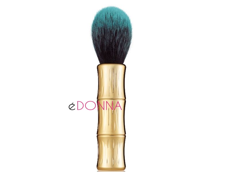 benefit-primavera-2016-hoola-brush