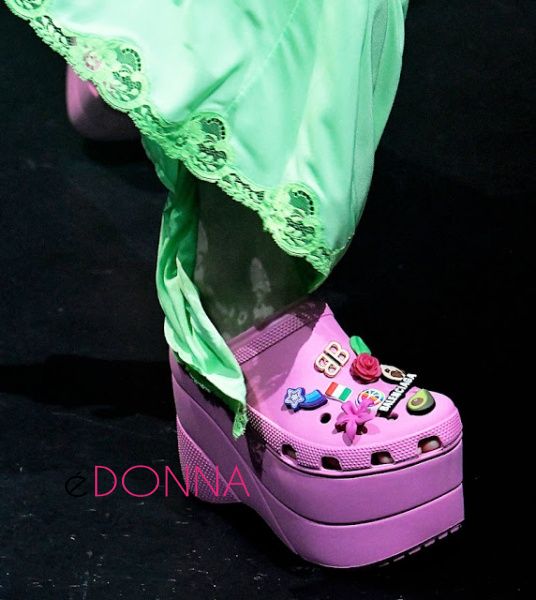 foam-balenciaga-crocs-02