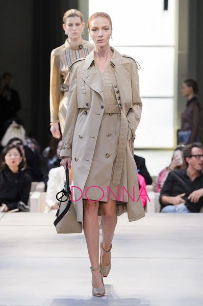 burberry-primavera-estate-2019-02